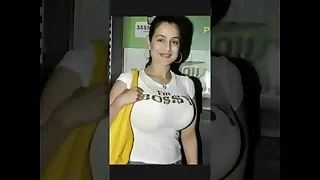 Peak 6 Big Boobs Bollywood Actress 2017