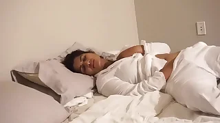 Desi Bhabi fucks herself in abut on - Maya